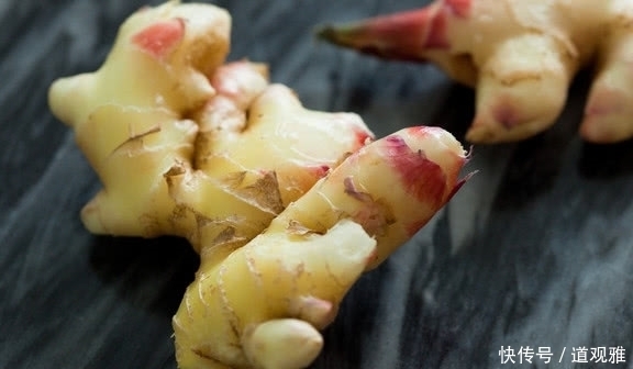 生姜和它是好“搭档”，排出体内毒素，脸上黑斑不见，小腹也不见