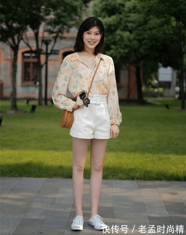 高跟鞋|白裤子可别乱穿,一不小心就尴尬又显胖