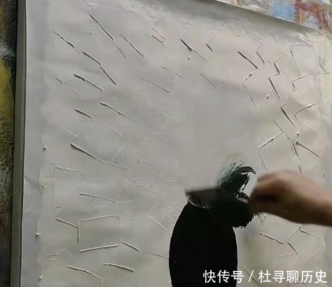 大神|大神放弃用笔,直接用颜料画画,开始:秀技的?最后:颜料不要钱?