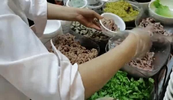  反正|反正，一提起“南京”，我就饿了！