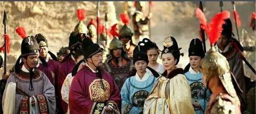 中心|狄仁杰略施小计,给武则天推荐了一宰相,她临死才知道上了当!