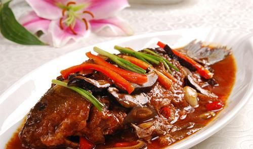 立春之后，40岁女人多吃三种食物，清理血管、抗癌防衰，美容养颜