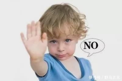 口腔疾病|孩子新换的牙齿长歪了怎么办?来看儿童换牙攻略