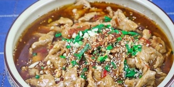 水煮肉片怎样做才好吃大厨教你小技巧,肉片滑嫩鲜香,开胃下饭