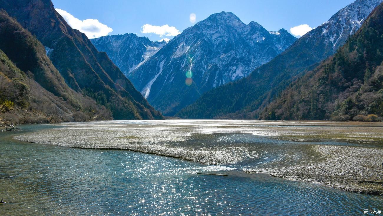 山中岁月静，浮云太古长！