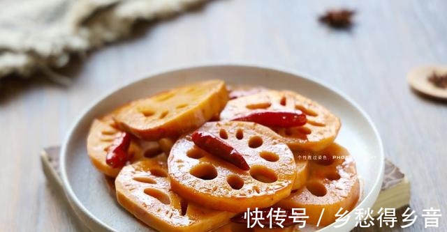 湖北菜|自制家庭版周黑鸭辣卤藕,关键在于酱汁,学会再也不用出去买!