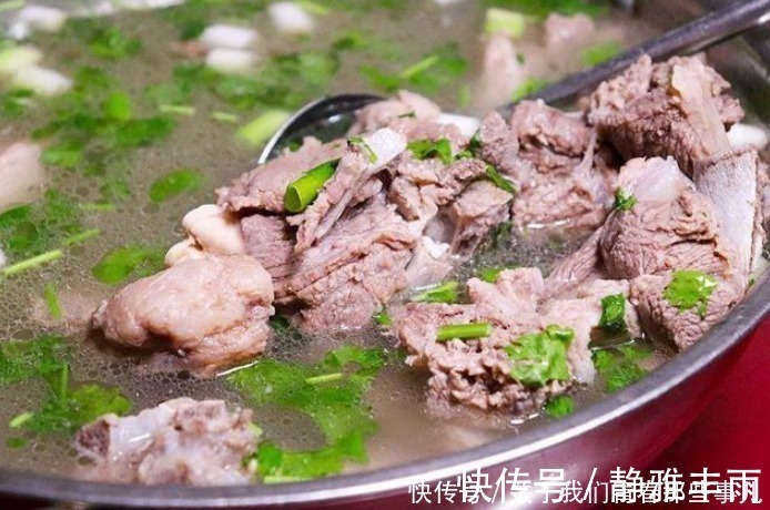 羊肉|炖羊肉,大厨教你“4加2不加”,羊肉没膻味,滋补不上火,更鲜美