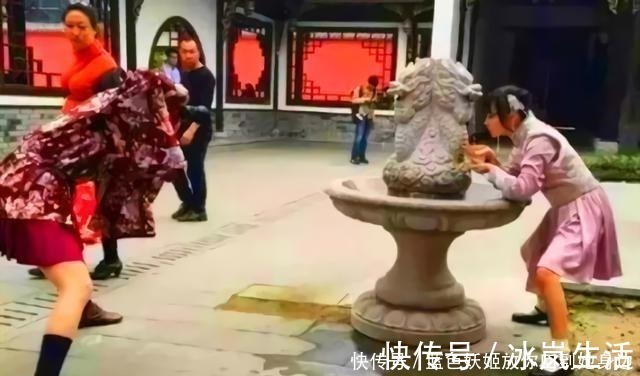 搞笑|绝美COS照的背后竟都是这种模样,镜头拉远后的场面太搞笑了