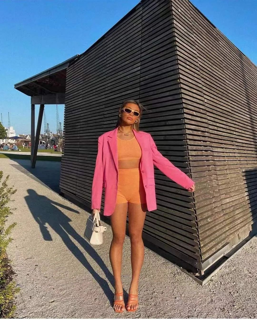 腿形|不同腿型的女孩，如何挑到适合自己的裤子？