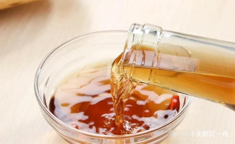 鸡肉不管怎么做，最忌放这2种调料，难怪鸡汤不好喝