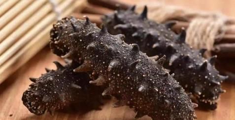 人到中年，常吃4種食物，補水潤膚，延緩衰老，早吃早好