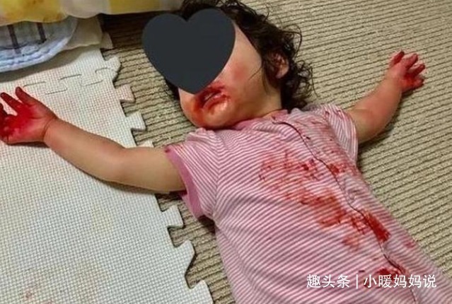 活动范围|妈妈买菜回家,发现女儿满身“血迹”倒地不动,随后拿起了拖鞋