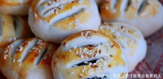 有面粉就能做,不发面,不醒面,层次分明,放3天还酥香掉渣