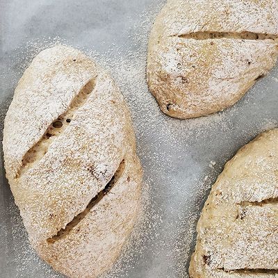 2g糖|全麦葡萄干软欧