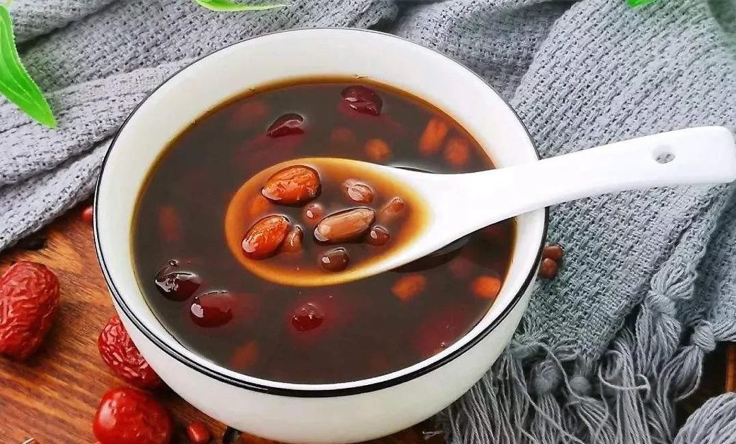 血气|一个大补气血的方子,简单5味食材,养心护脾,让你瞬间血气满满