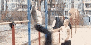 |搞笑GIF：太厉害了 这手速没个三年五载练不出来