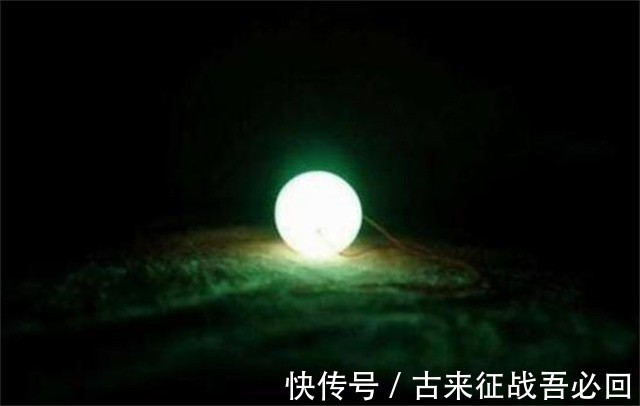 夜明珠|男子承包矿山挖出重6吨夜明珠,估值26亿卖不掉,放在公园成路灯