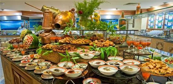 大鱼大肉|想要自助餐吃得划算,面对这5种饱腹感强的食物,一定要避而远之