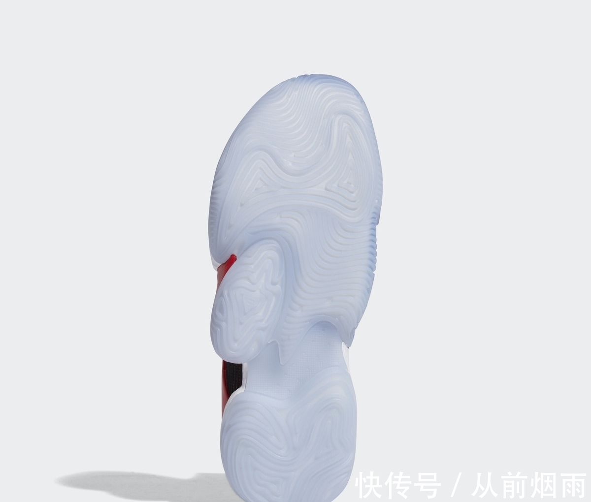 yeezy 本月首款 Yeezy 竟然是一双拖鞋！球鞋中的飞行夹克 Air Force 1