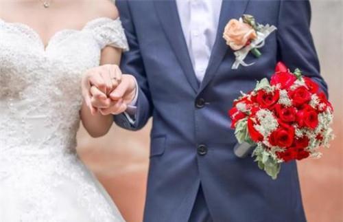 《非誠(chéng)勿擾》女嘉賓殺夫案:結(jié)婚僅2個(gè)月,她懷著孕揮刀砍死丈夫