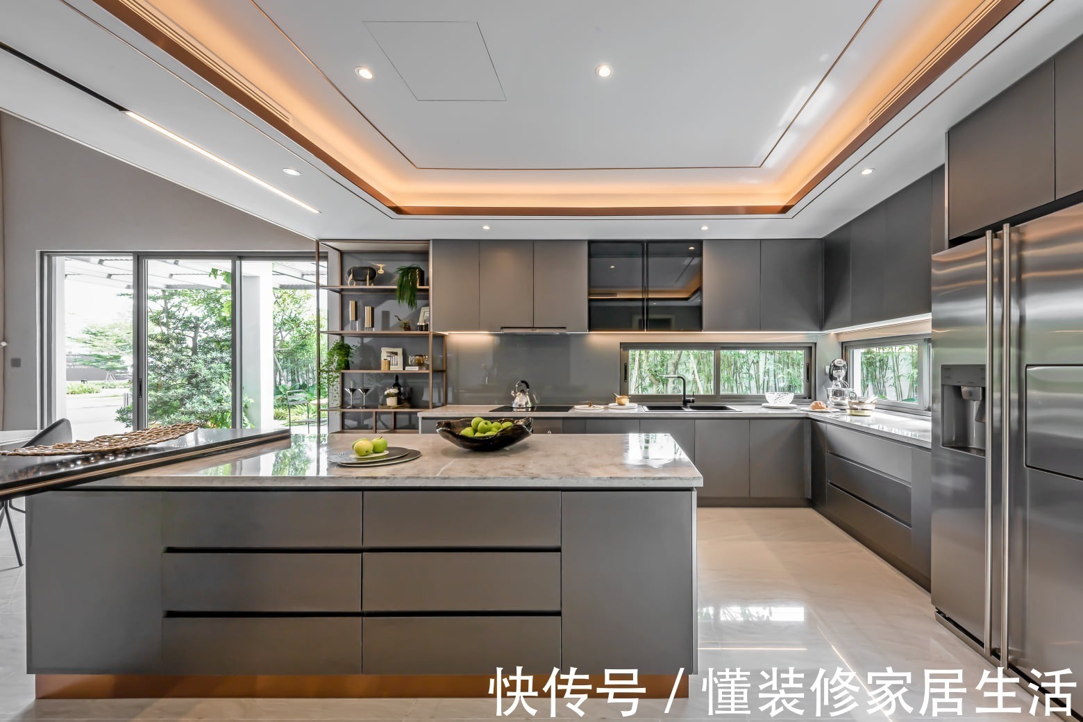 深色系|实际面积260㎡的别墅,装修不奢华不堆砌,三代人同住越看越喜欢