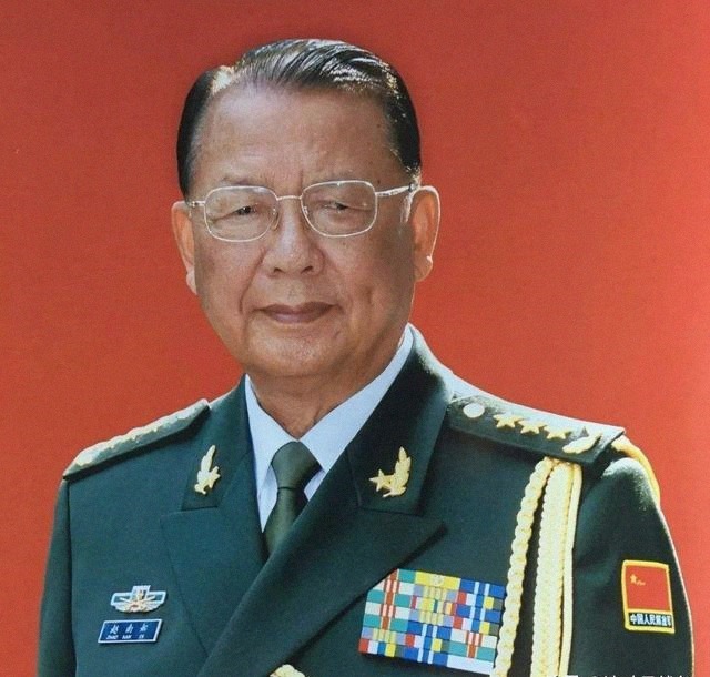 洪学智|什么人什么事让彭老总如此大怒?拍了桌子吼道:那你来指挥打仗