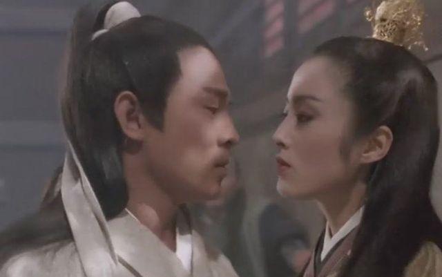 周芷若|张无忌有多渣?定亲殷离,亲吻小昭,心悦赵敏,接盘二婚周芷若