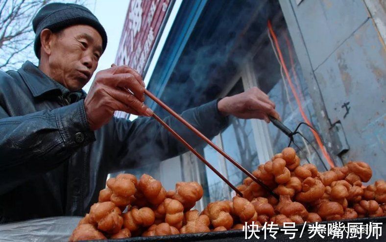 好吃|奶奶炸麻叶、麻花的老手艺,配方用了几十年,营养好吃,建议收藏