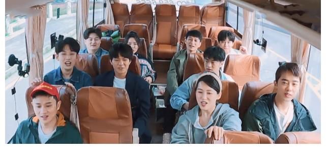 倉(cāng)庫(kù)|《向往5》導(dǎo)演斥巨資，為種51棵數(shù)請(qǐng)10位嘉賓，吃飯都得輪著上桌