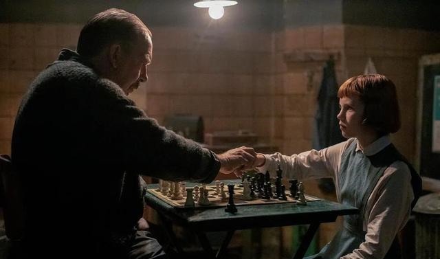 女主|《女王的棋局》天才的光芒,需要众人守护