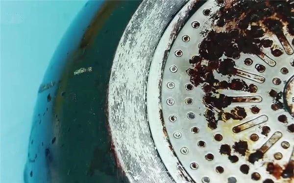 百洁布|原来清洗锅底黑垢这么简单，不用一滴水，轻轻一擦洁净如新，省事