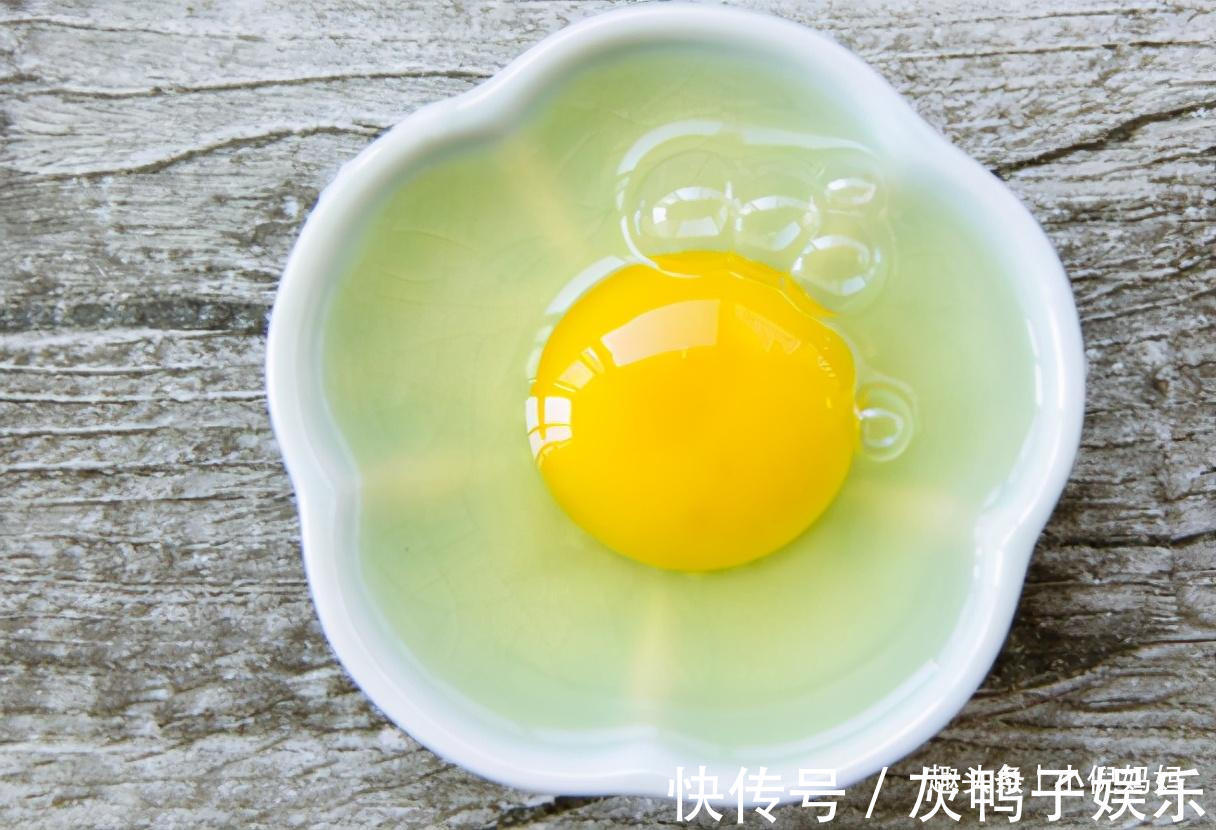 小雨|儿科医生建议最好别给宝宝吃鸡蛋羹,还在喂的家长,需要注意