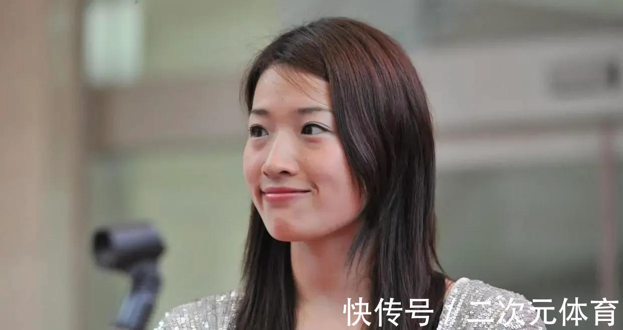 国羽|二哥鲍春来:林丹是一生之敌,罗雪娟是一生挚爱,38岁仍单身