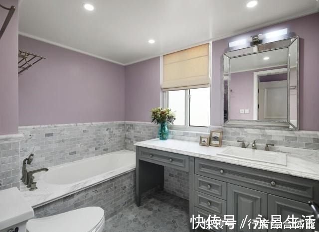 空间|140㎡美式风格三居室，玄关装了玻璃窗让家既美观又开阔！