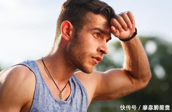 水是免费的“长寿药”喝水也有讲究,2个时间最好别喝