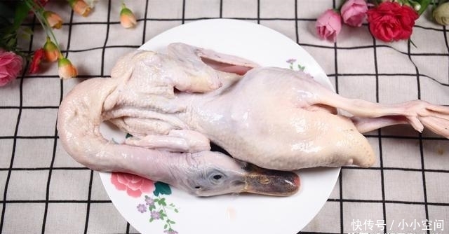 鸭肉|最过瘾的鸭肉吃法,我家一周吃3次,学会这做法,全家有口福了