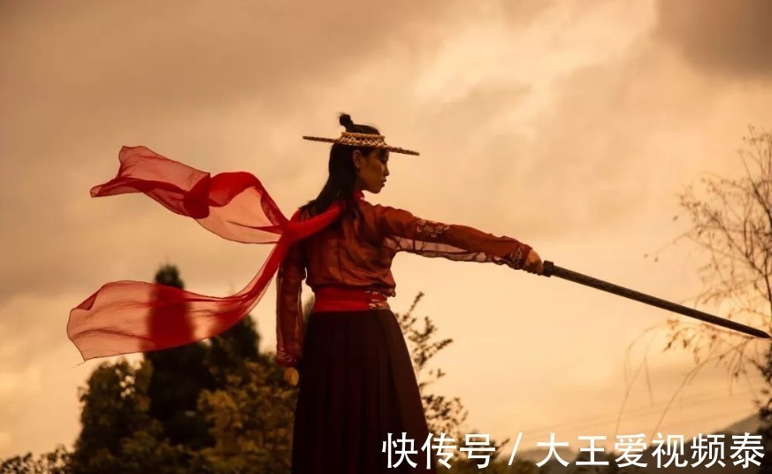 刀剑$为何古代的宝刀能够削铁如泥,现在的刀反而却做不到了