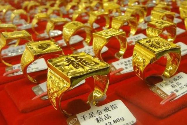 珠宝品牌中的“山寨之王”，靠模仿“骗”了国人十几年，你认错没