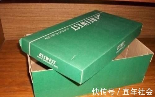 放大镜|鞋子挤脚？老司机教你2招，学会后鞋子怎么穿都舒服！