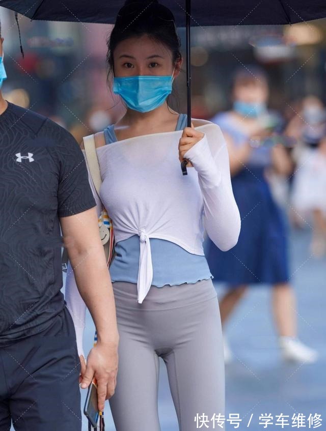 鲨鱼裤 鲨鱼裤不只出现在健身房,日常生活中,怎样才能穿着漂亮呢!