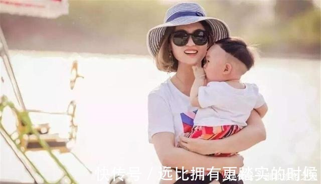 外甥|外甥雨天玩水不回家,小姨淡定跳水比谁水花大