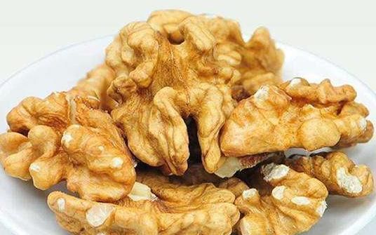 补充蛋白质|清晨空腹吃几个核桃,坚持下去,5件“喜事”将会不请自来