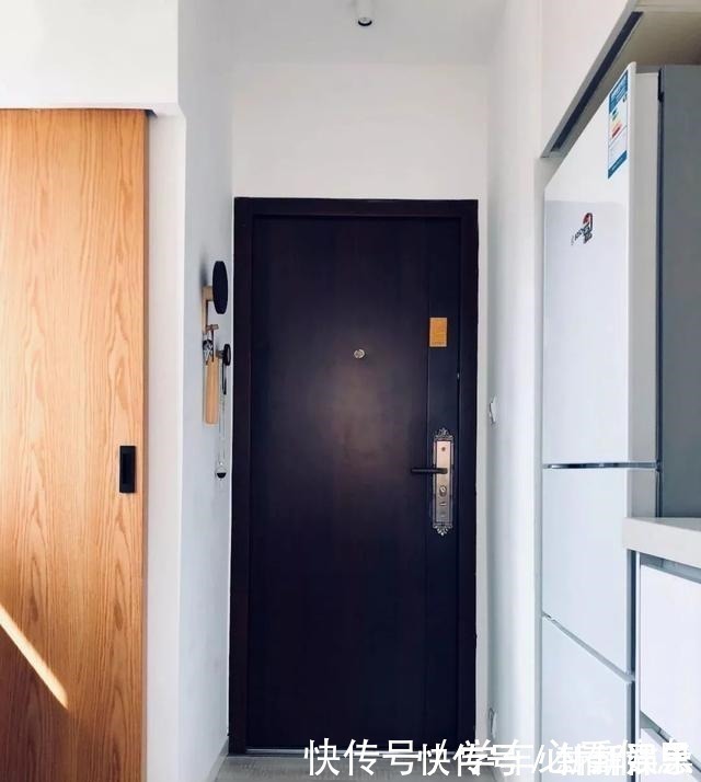 卫生间|他花光积蓄,买了套39㎡的旧房,改造装修后,200万都不卖!