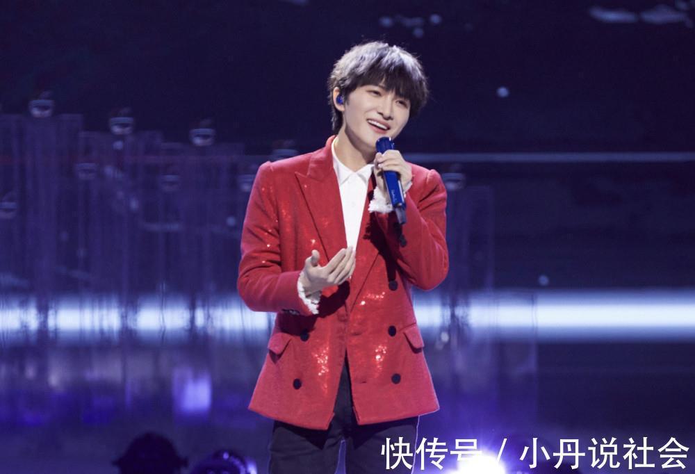 周深|《好聲音》請(qǐng)了四位老學(xué)員當(dāng)導(dǎo)師,但為什么沒(méi)有周深