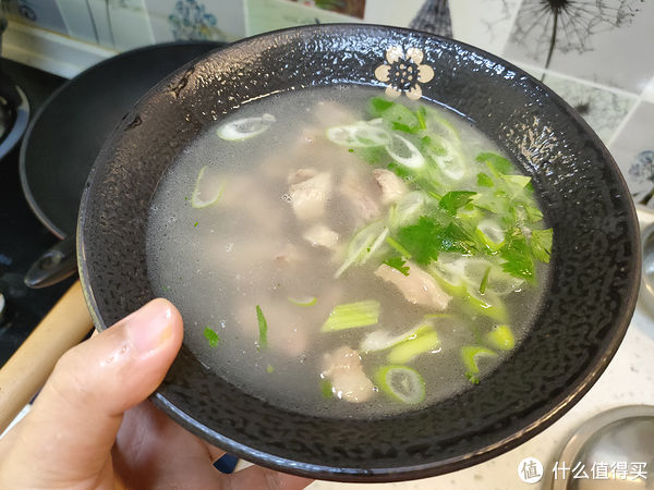 白芷|无论煮羊肉汤还是羊杂汤，记住“2不放2窍门”，汤鲜味美无膻味