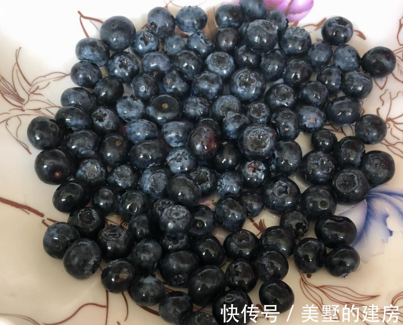 补脑|想补脑别再只会给娃吃鱼，这3种家庭常备食物，和吃鱼平分秋色