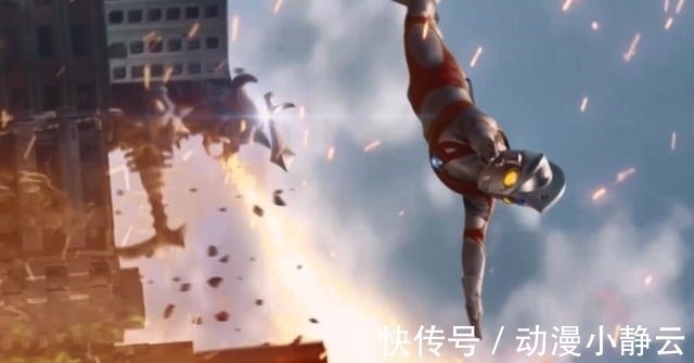 慢镜头|你以为伽古拉看见艾斯露出的是不屑的表情?其实他在掩饰心中的狂喜