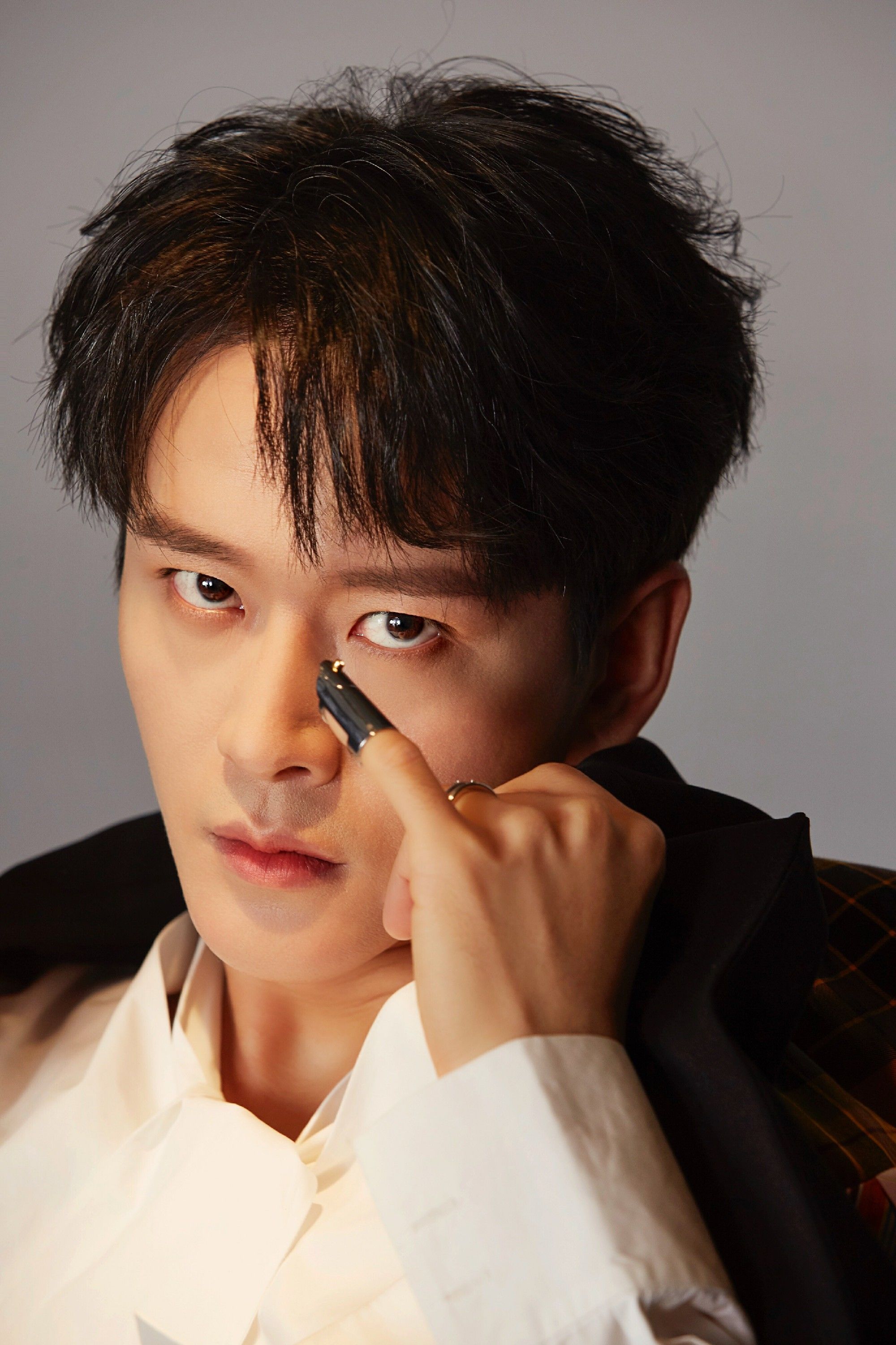 《山河令》叶白衣上线狂吸粉 黄宥明白衣飘飘扮相清俊