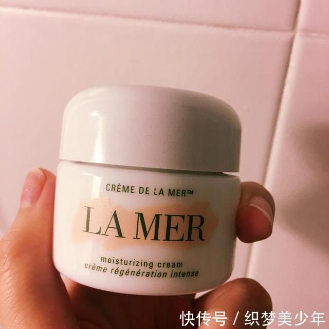 hr|“年薪20万”的人用什么面霜HR、海蓝之谜很常见,后2款没听过