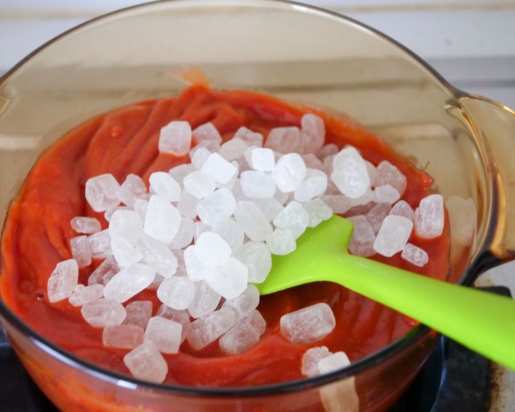 玻璃锅|这个季节的山楂很便宜，买2斤在家做山楂糕，开胃消食无添加